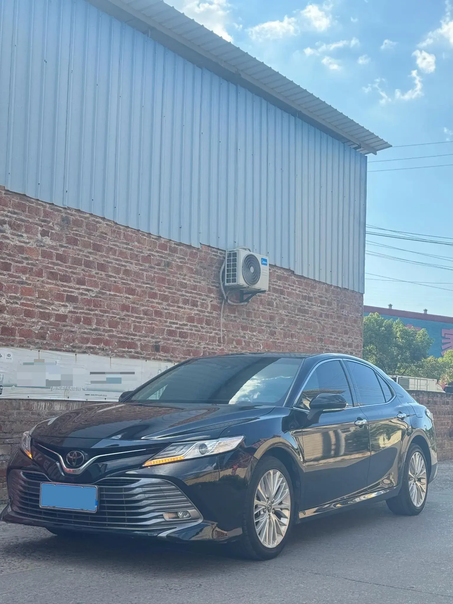 2019 TOYOTA CAMRY view 1