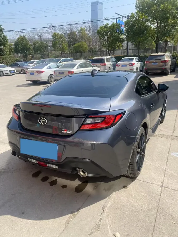 2022 Toyota 86 2.4L 234HP H4 6MT,autocango,china used car exporter,china ev exporter,chinese used car exporter,chinese used ev exporter