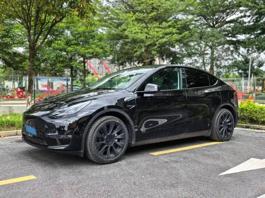 2021 TESLA MODEL view 1