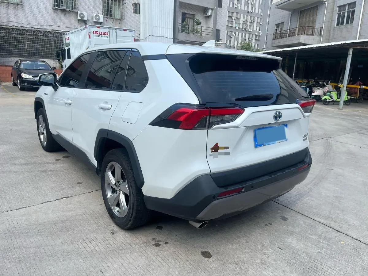 2022 Toyota RAV4 Hybird E+ 2.5L 180HP L4 E-CVT PHEV 15.984KWH,autocango,china used car exporter,china ev exporter,chinese used car exporter,chinese used ev exporter