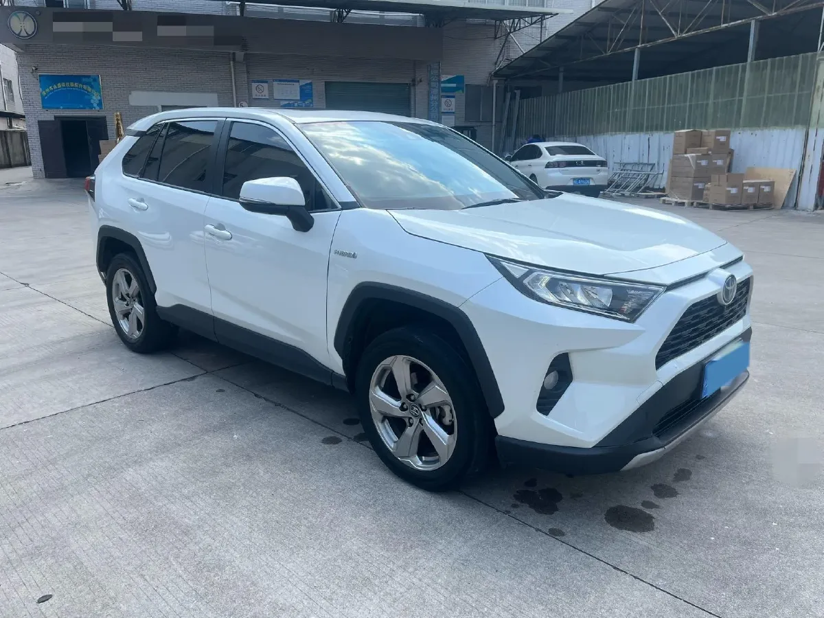 2022 Toyota RAV4 Hybird E+ 2.5L 180HP L4 E-CVT PHEV 15.984KWH,autocango,china used car exporter,china ev exporter,chinese used car exporter,chinese used ev exporter