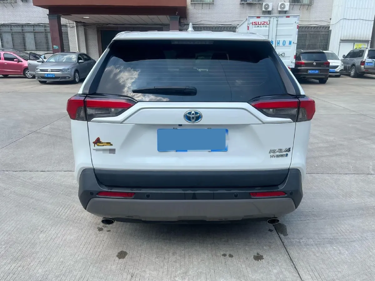 2022 Toyota RAV4 Hybird E+ 2.5L 180HP L4 E-CVT PHEV 15.984KWH,autocango,china used car exporter,china ev exporter,chinese used car exporter,chinese used ev exporter