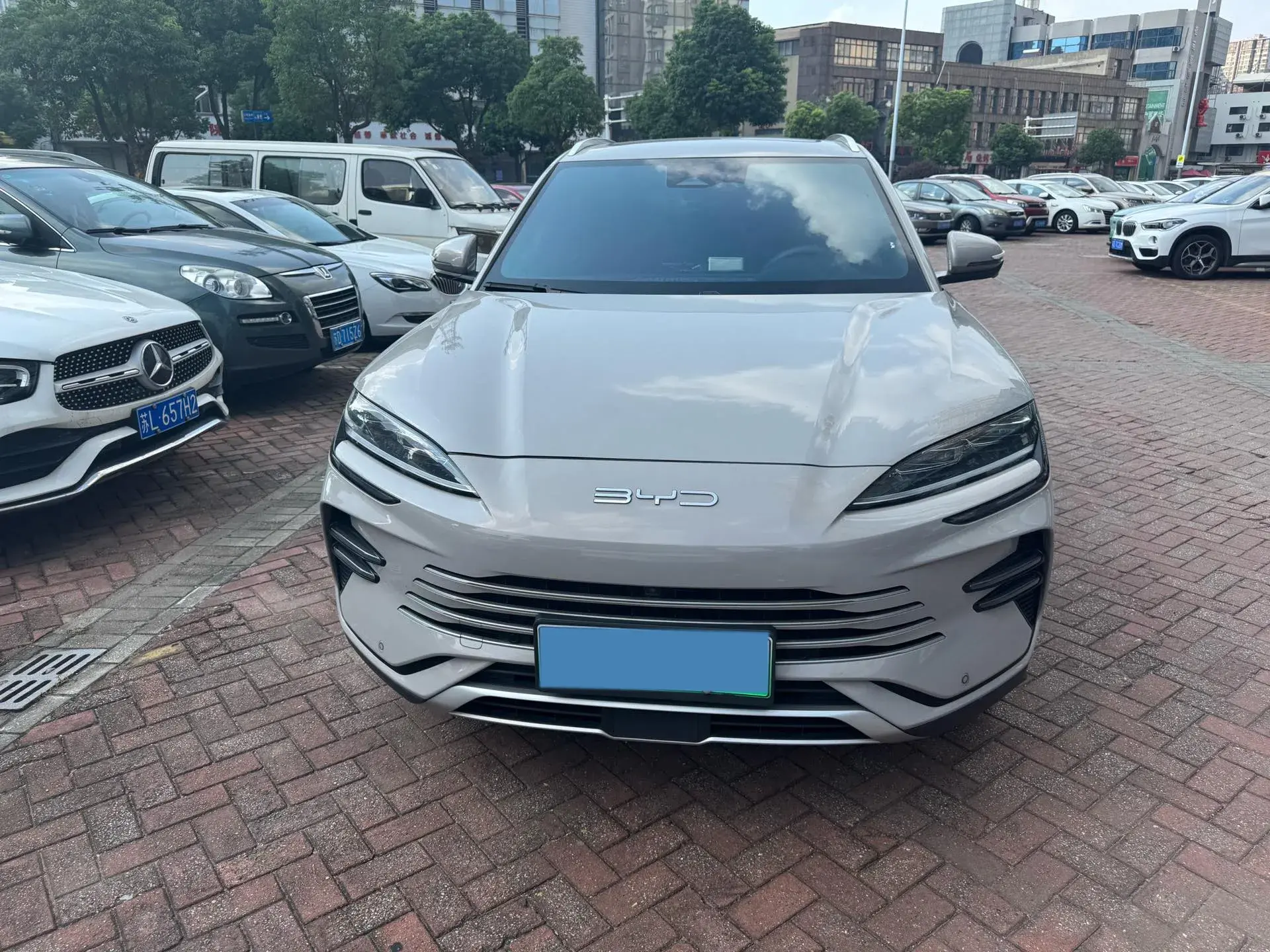 2023 BYD SONG thumbnail 2