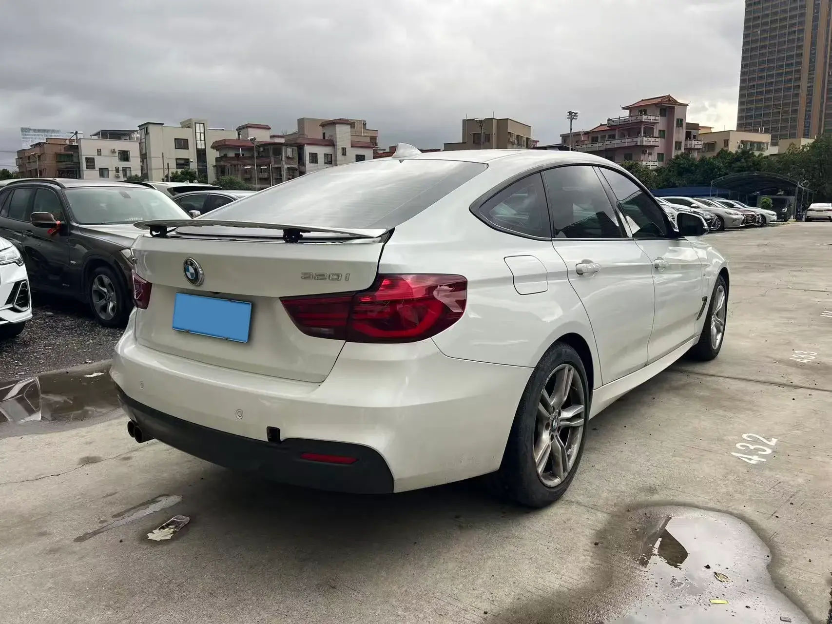 2019 BMW 3 thumbnail 2