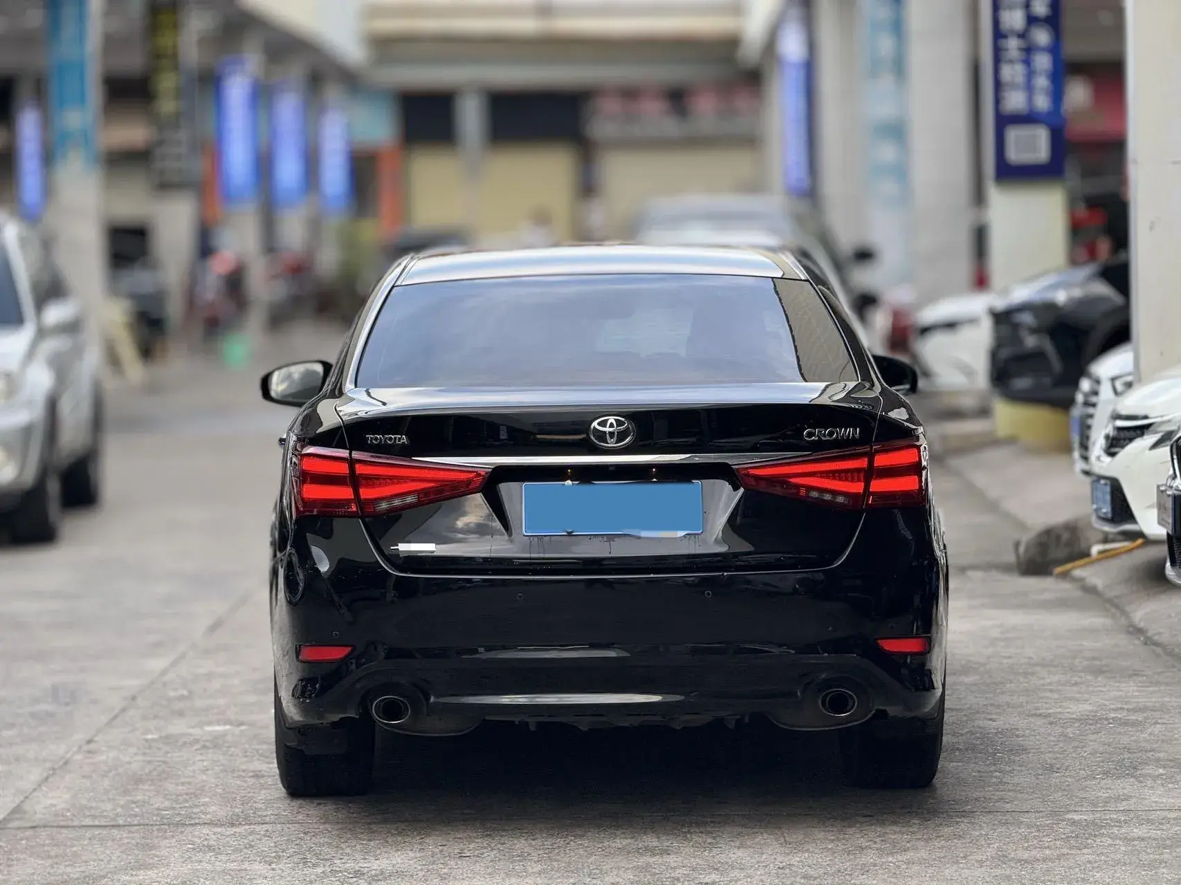 2018 TOYOTA CROWN thumbnail 4