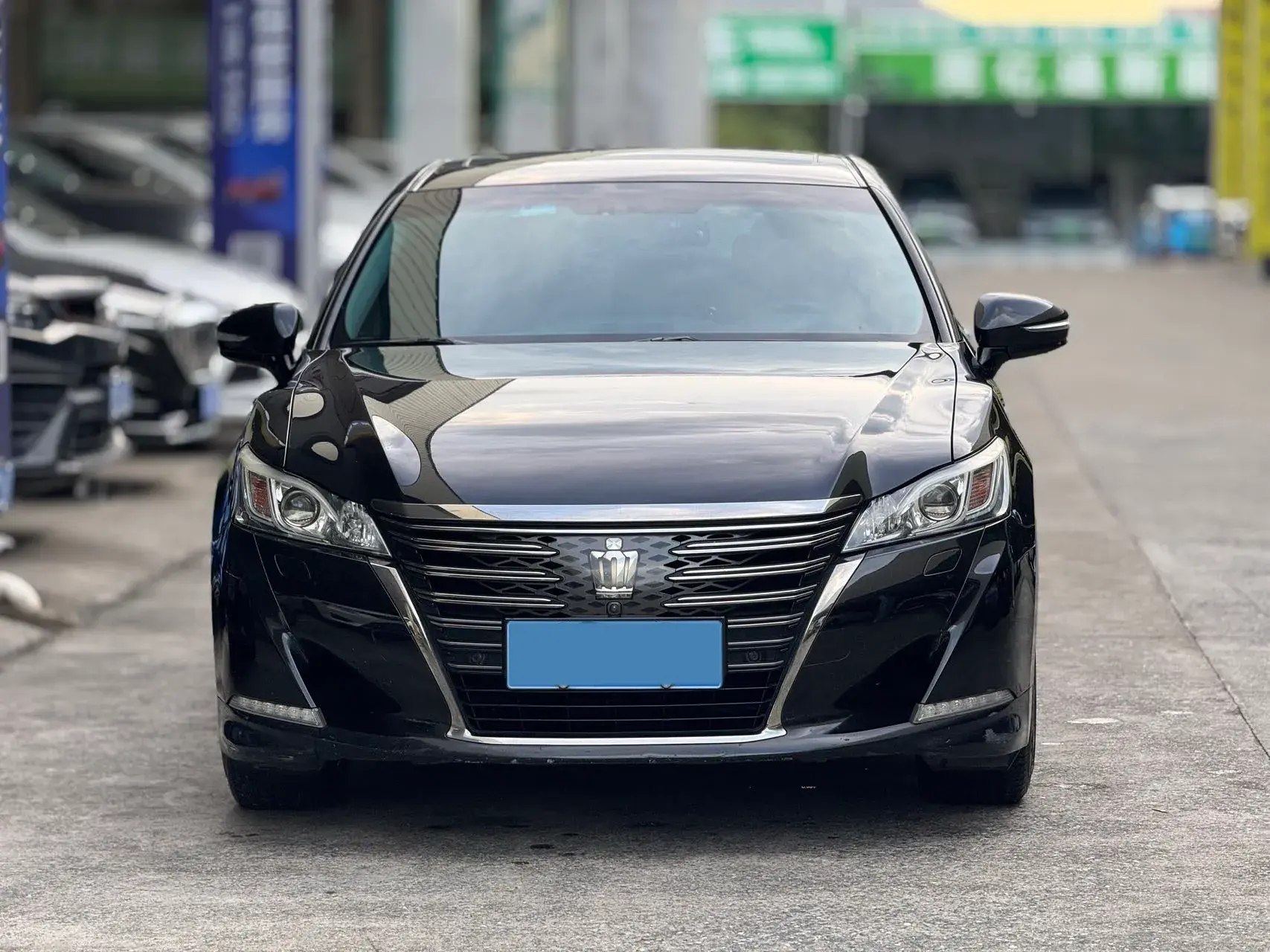2018 TOYOTA CROWN thumbnail 3
