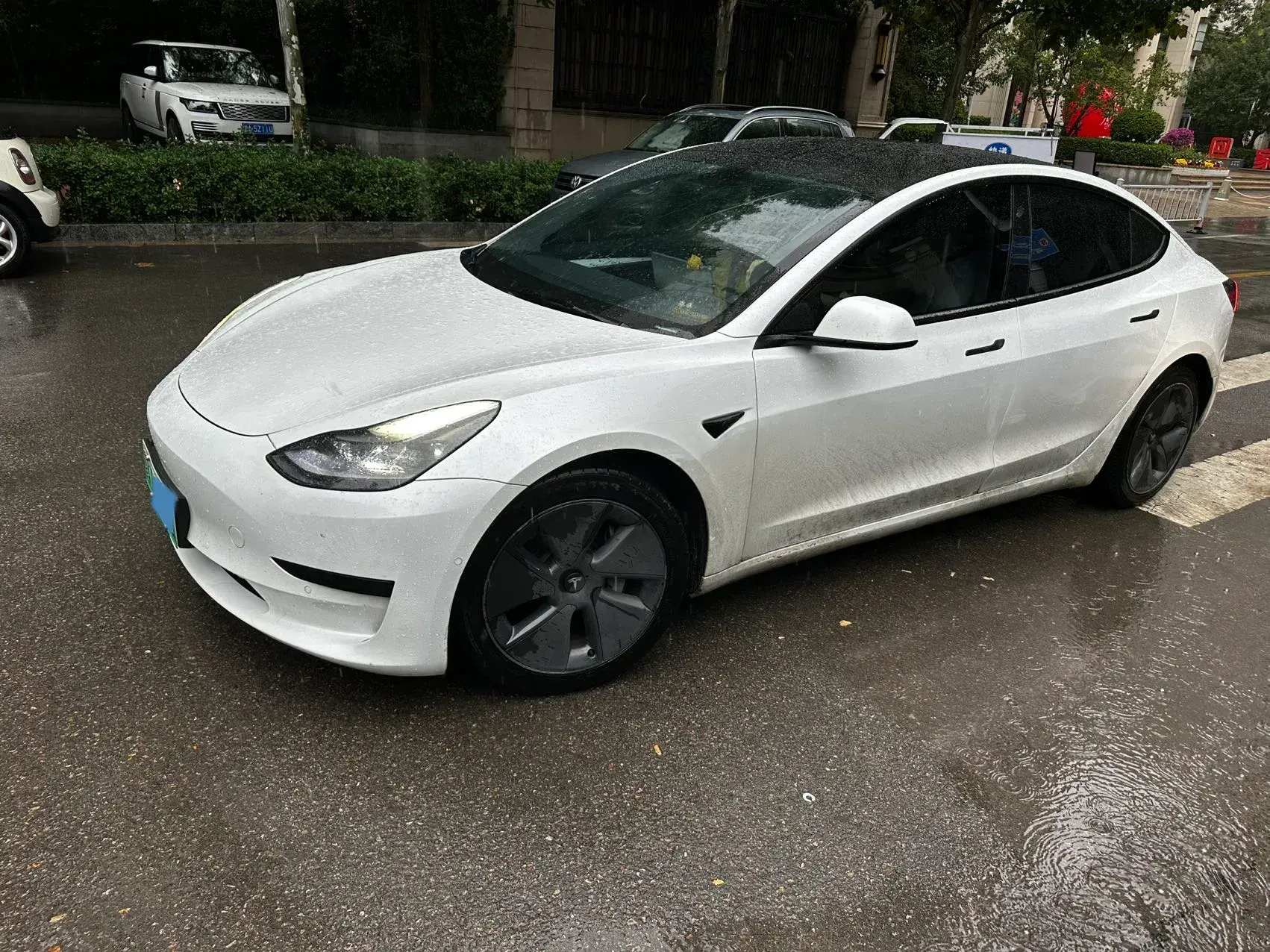 2021 TESLA MODEL thumbnail 2