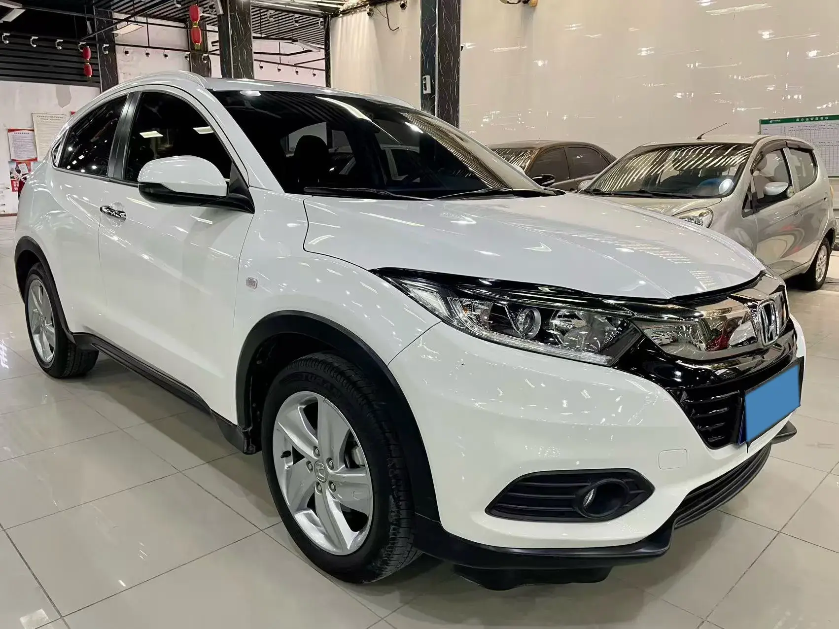 2020 HONDA VEZEL thumbnail 3