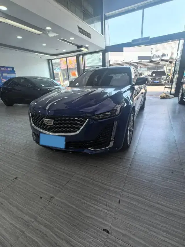 2021 CADILLAC CT5 view 1
