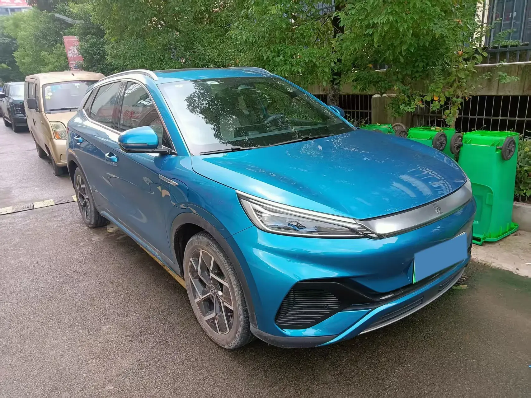 2022 BYD YUAN thumbnail 3