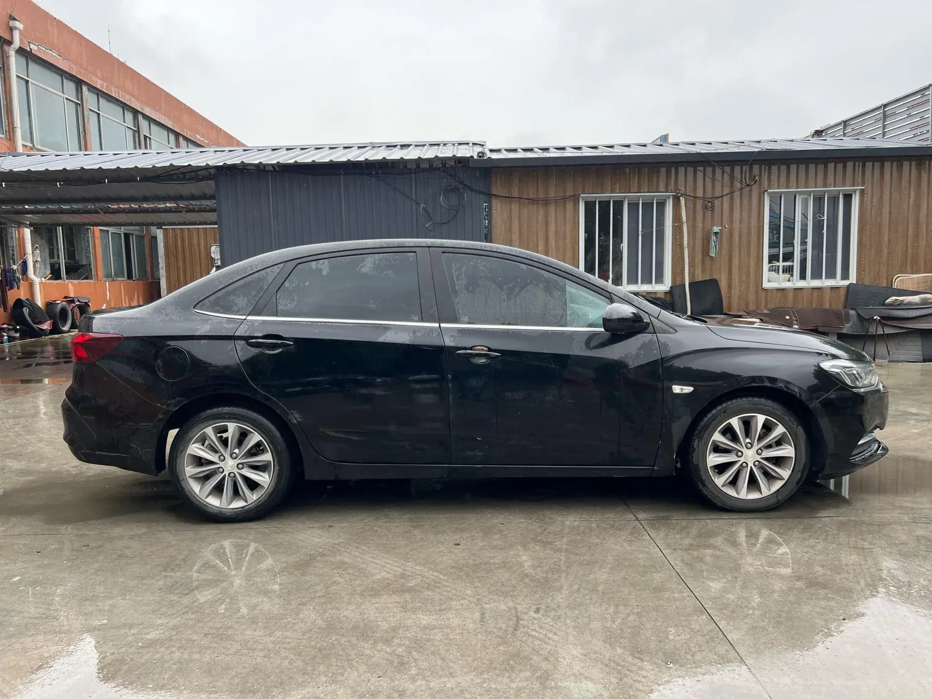 2020 CHEVROLET MONZA thumbnail 3