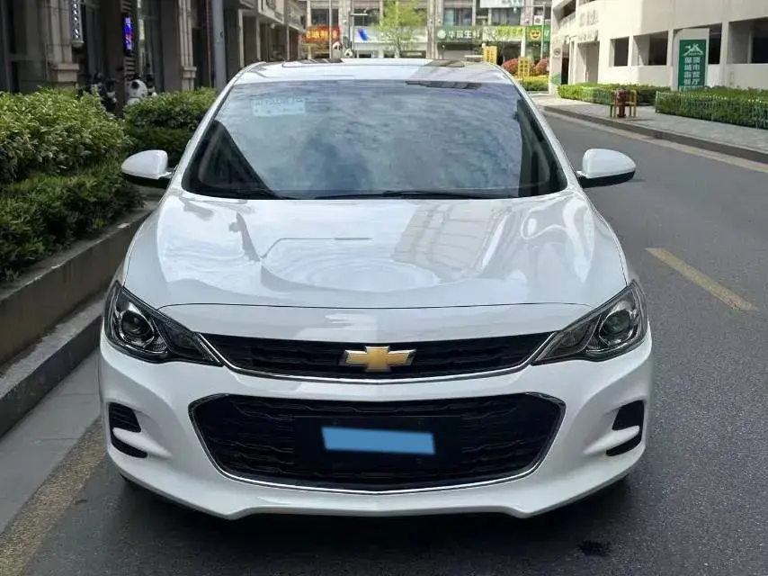 2019 CHEVROLET CAVALIER thumbnail 2