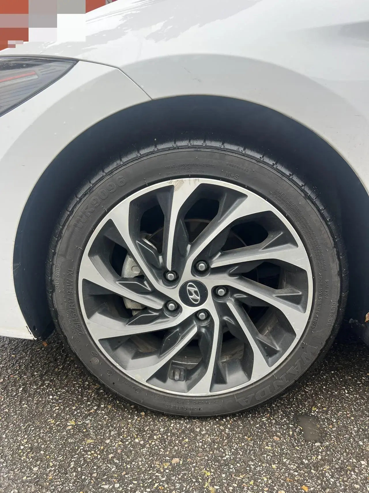 2020 HYUNDAI ELANTRA thumbnail 3