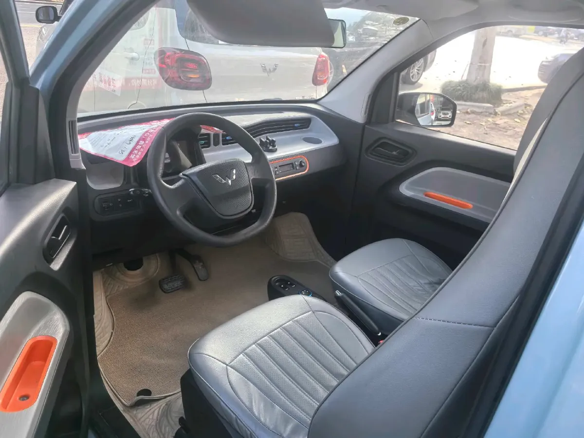 2020 BaoJun E100 BEV 28KWH,autocango,china used car exporter,china ev exporter,chinese used car exporter,chinese used ev exporter