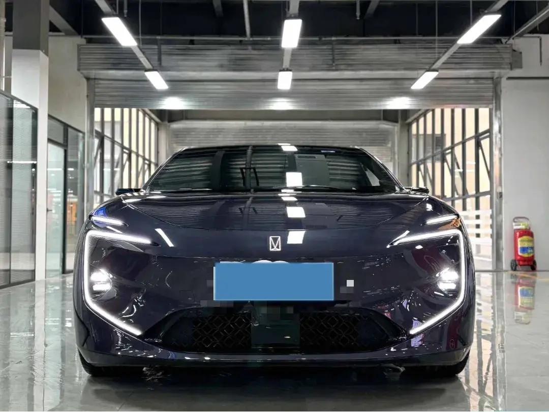 2025 AVATR 12 thumbnail 2