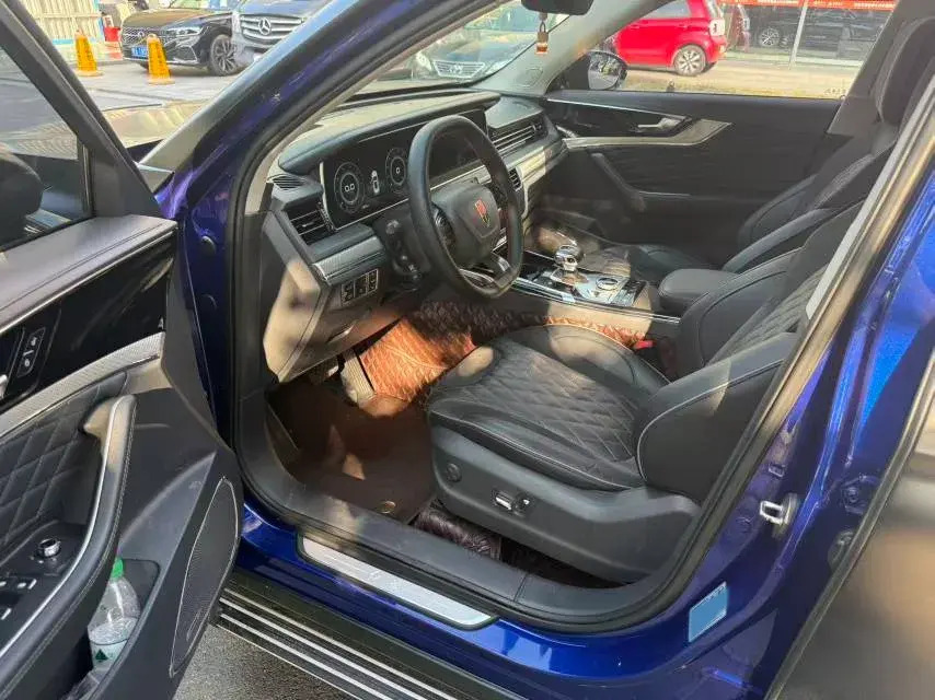 2022 HONGQI HS5 thumbnail 2