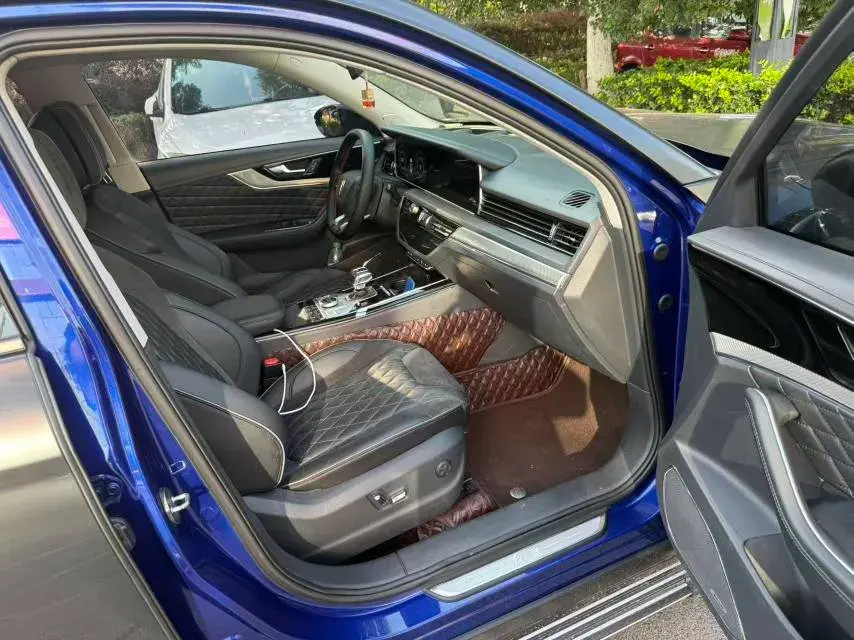 2022 HONGQI HS5 thumbnail 4