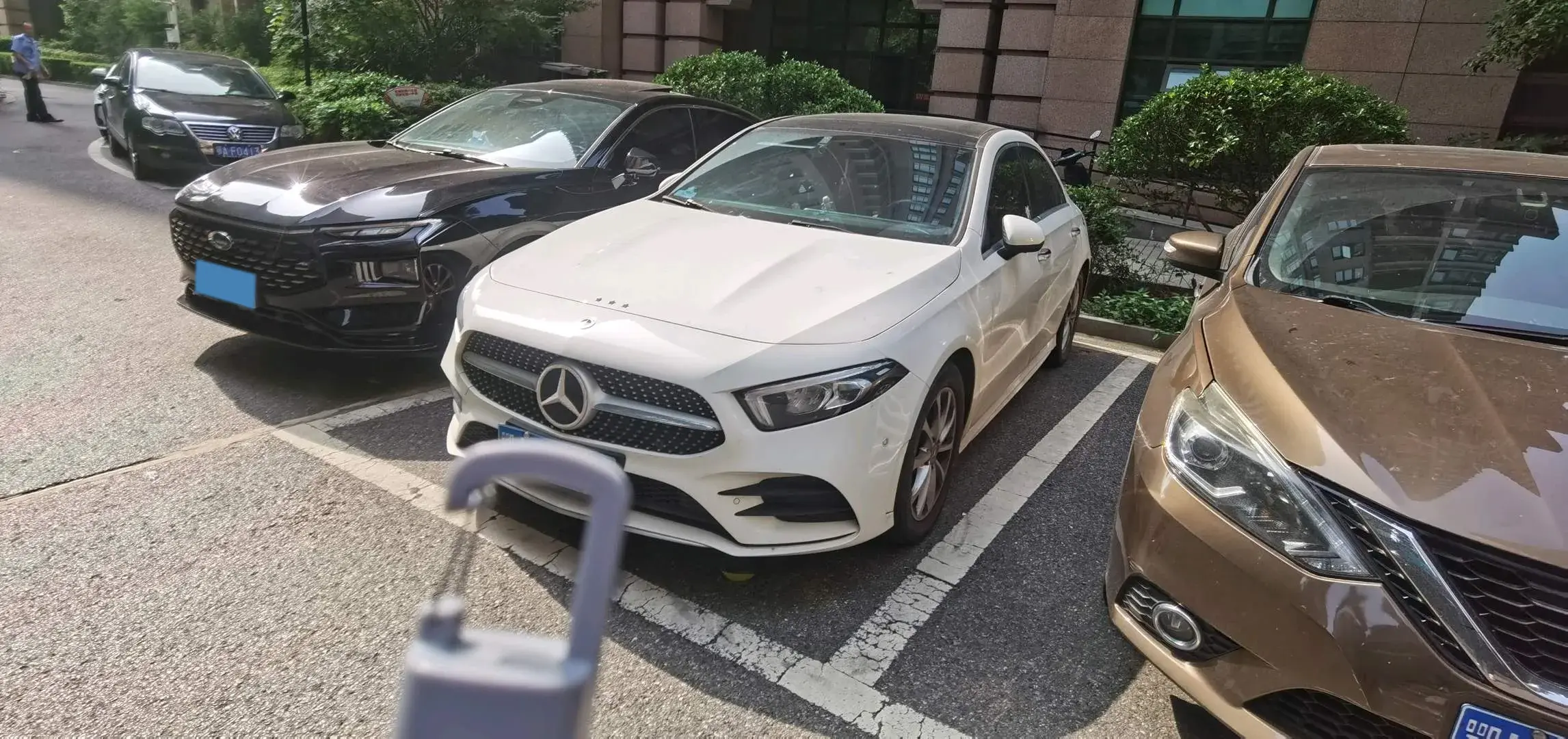 2021 MERCEDES-BENZ A view 1