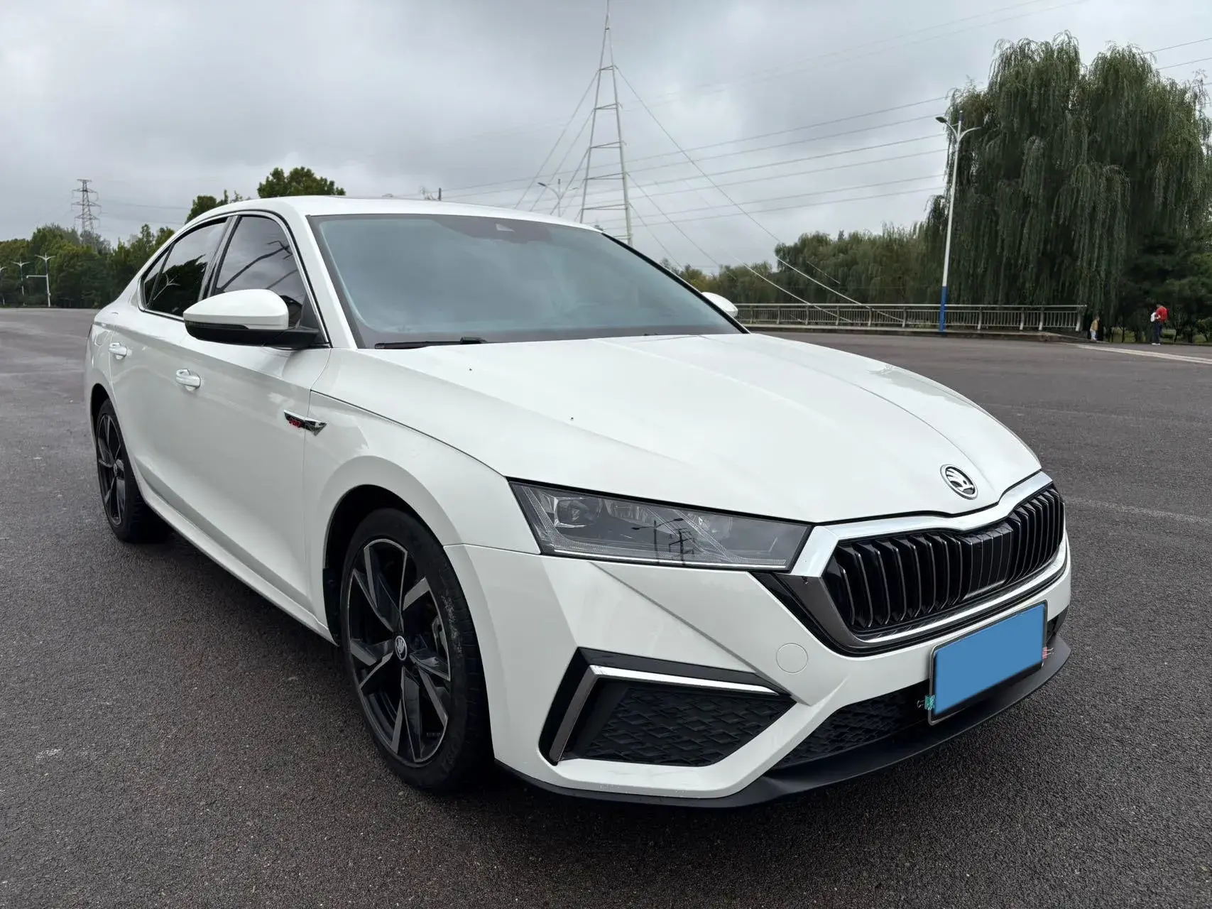 2021 SKODA OCTAVIA thumbnail 3