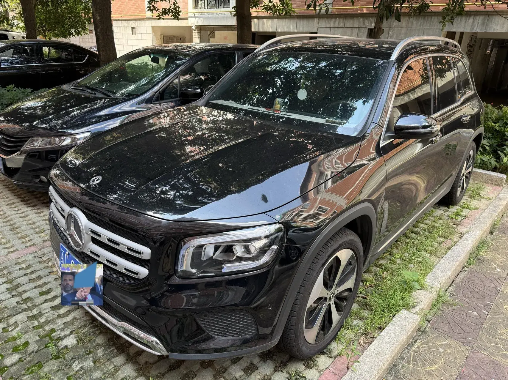 2021 MERCEDES-BENZ GLB view 1