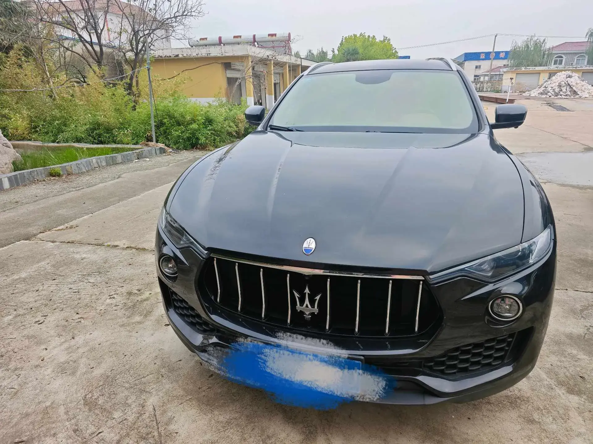 2019 MASERATI LEVANTE thumbnail 2
