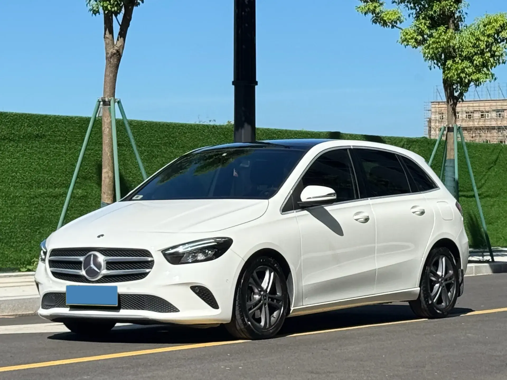 2020 MERCEDES-BENZ B view 1
