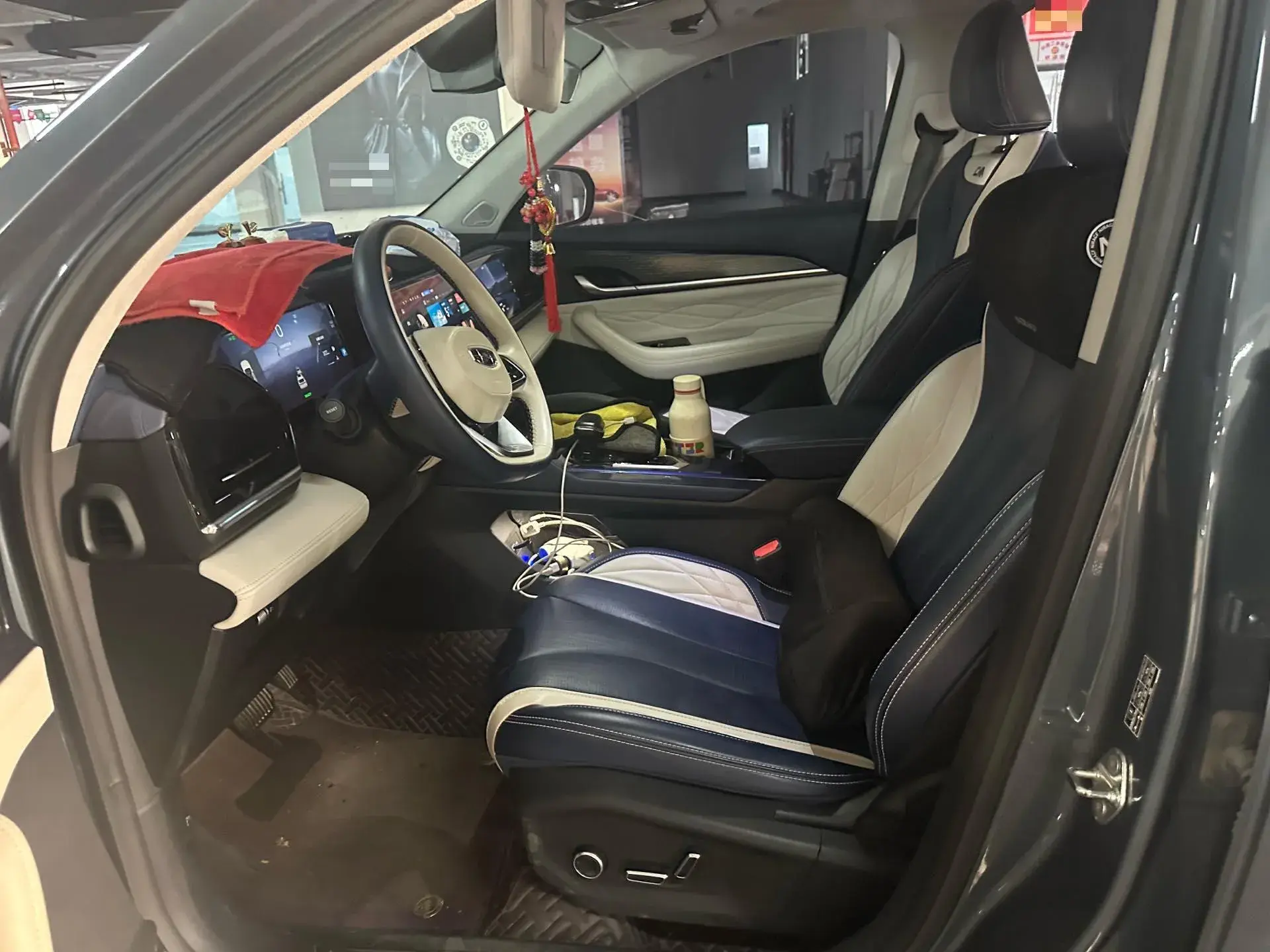 2022 GEELY MONJARO thumbnail 3