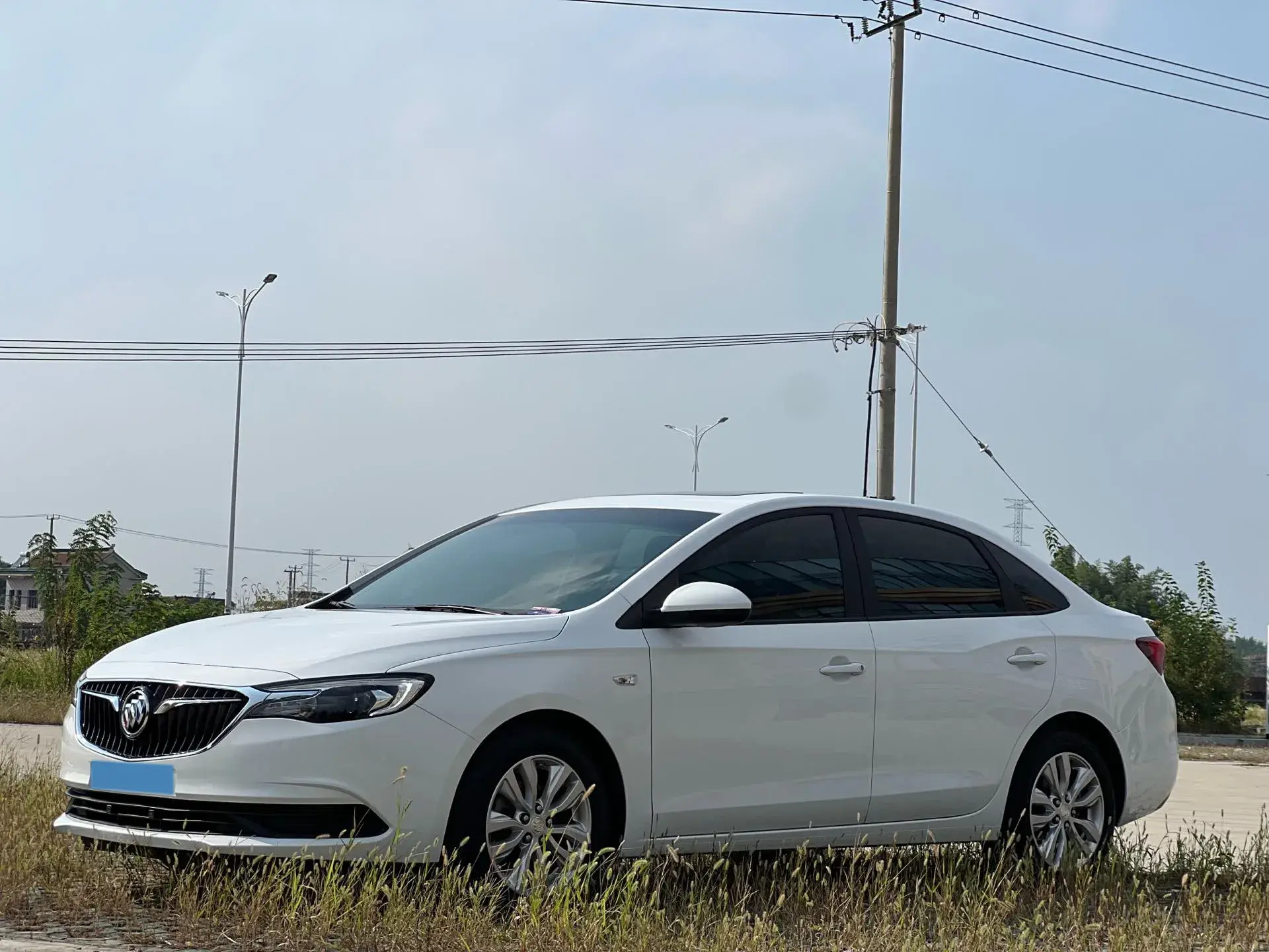 2020 BUICK REGAL view 1