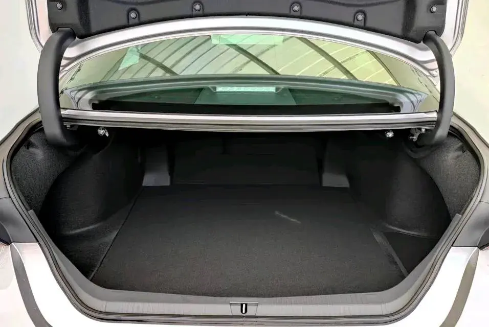 2022 TOYOTA AVALON thumbnail 4