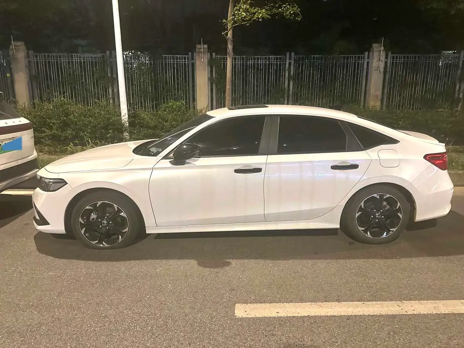 2022 HONDA CIVIC thumbnail 4