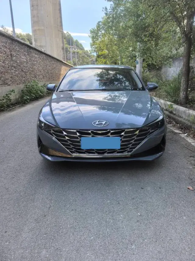 2021 HYUNDAI ELANTRA thumbnail 3