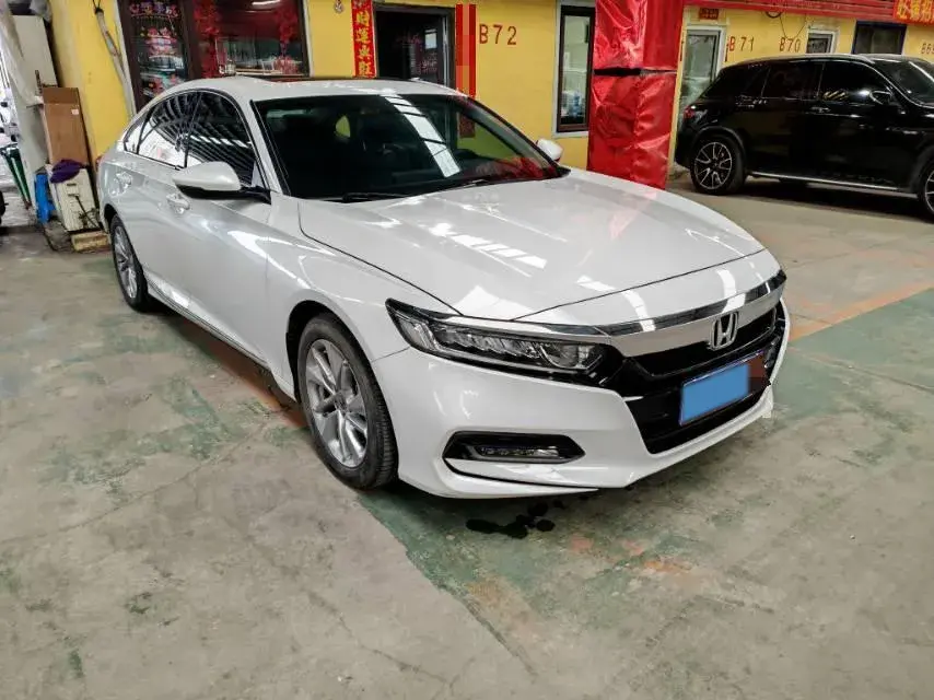 2021 HONDA ACCORD thumbnail 2