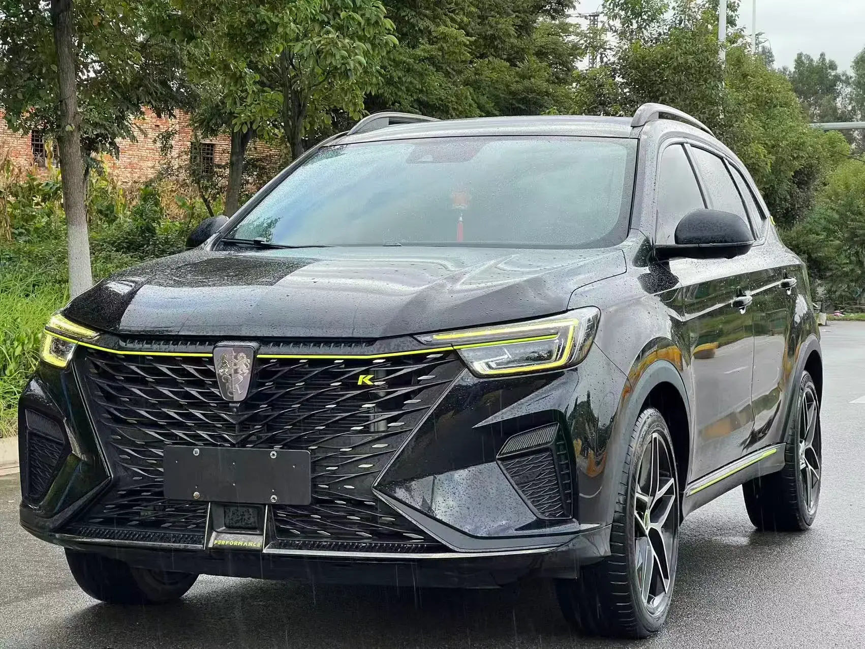 2021 ROEWE RX5 view 1