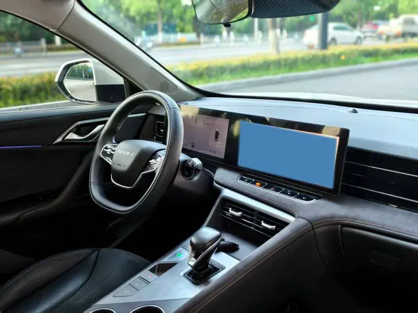 2024 ROEWE D5X thumbnail 4