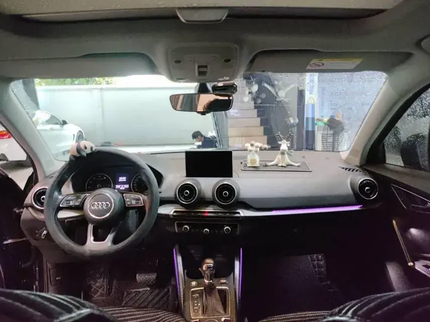 2020 AUDI Q2L thumbnail 4