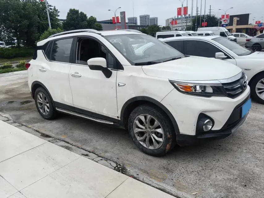 2019 GAC TRUMPCHI thumbnail 3