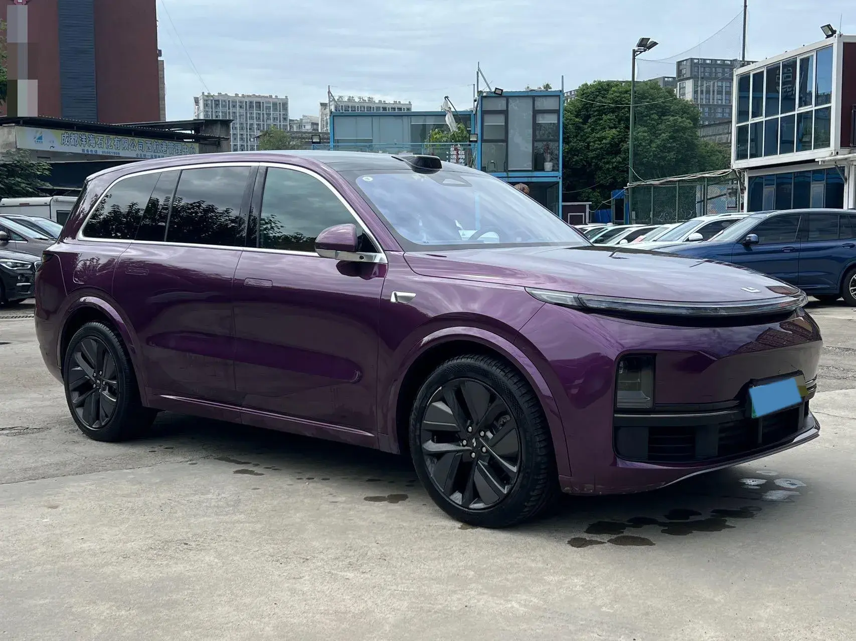 2022 LI L9 thumbnail 3