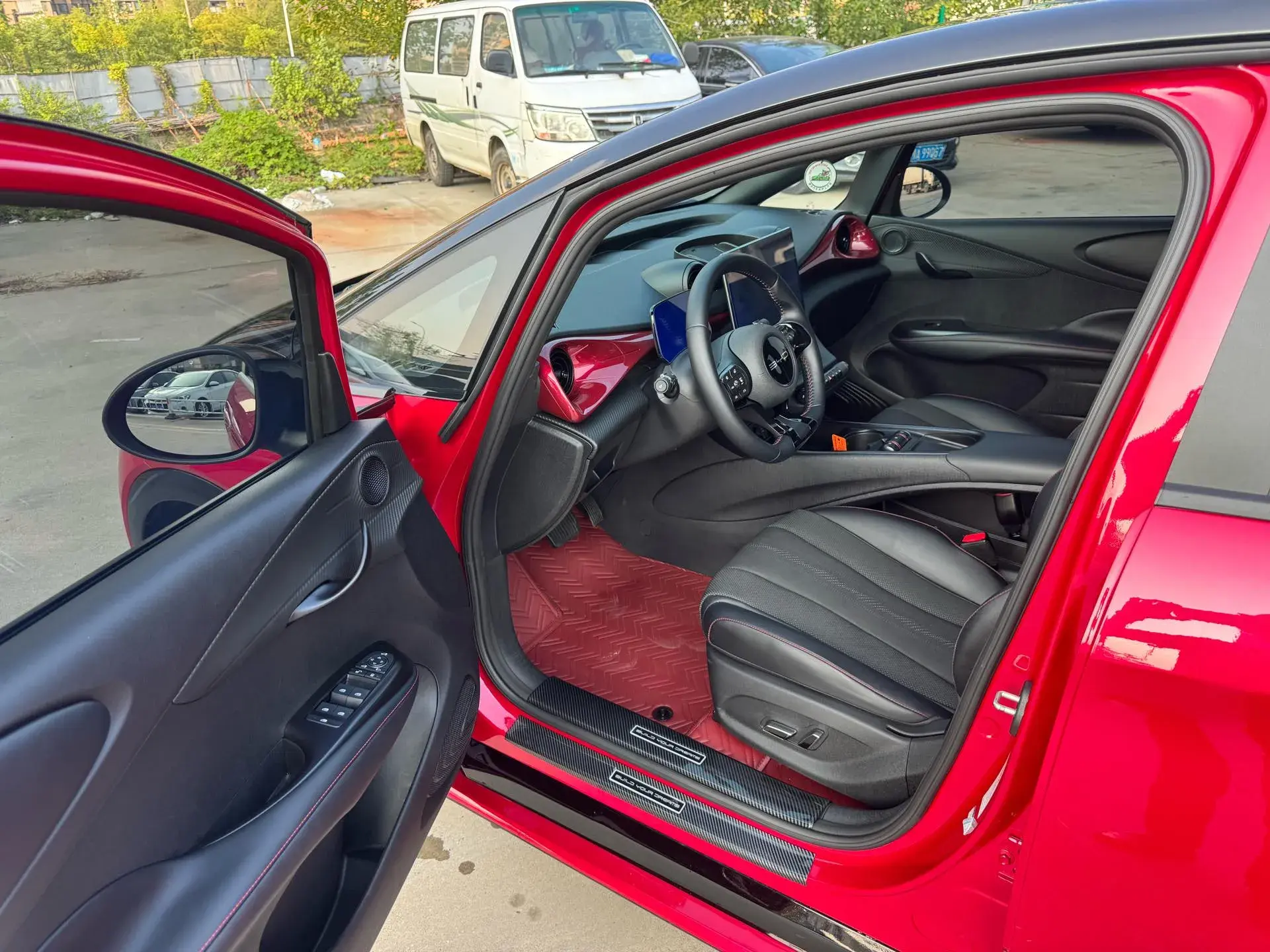 2023 BYD DOLPHIN thumbnail 4