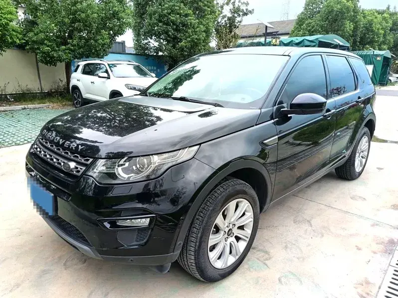 2018 LAND ROVER view 1