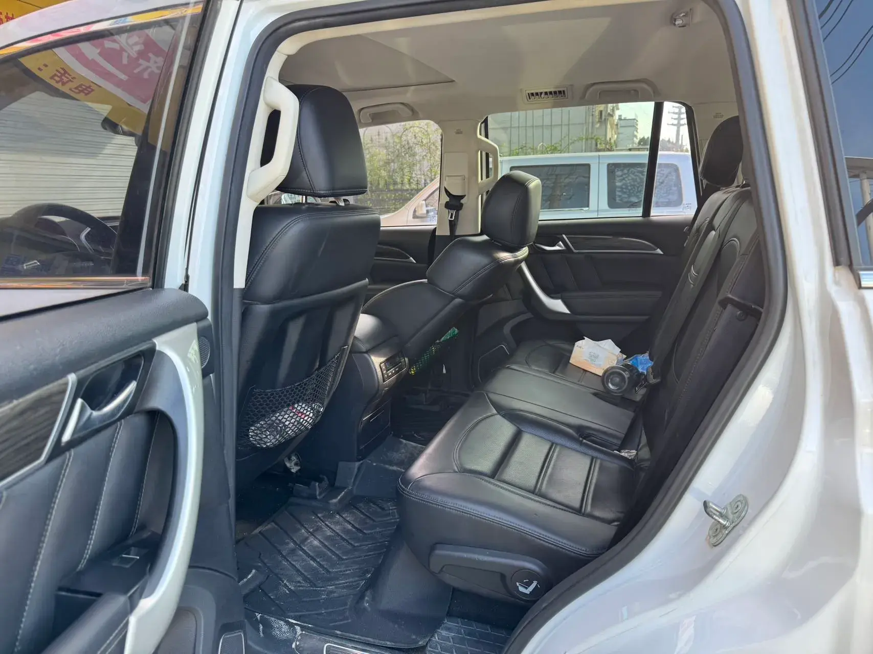 2017 HAVAL H9 thumbnail 3