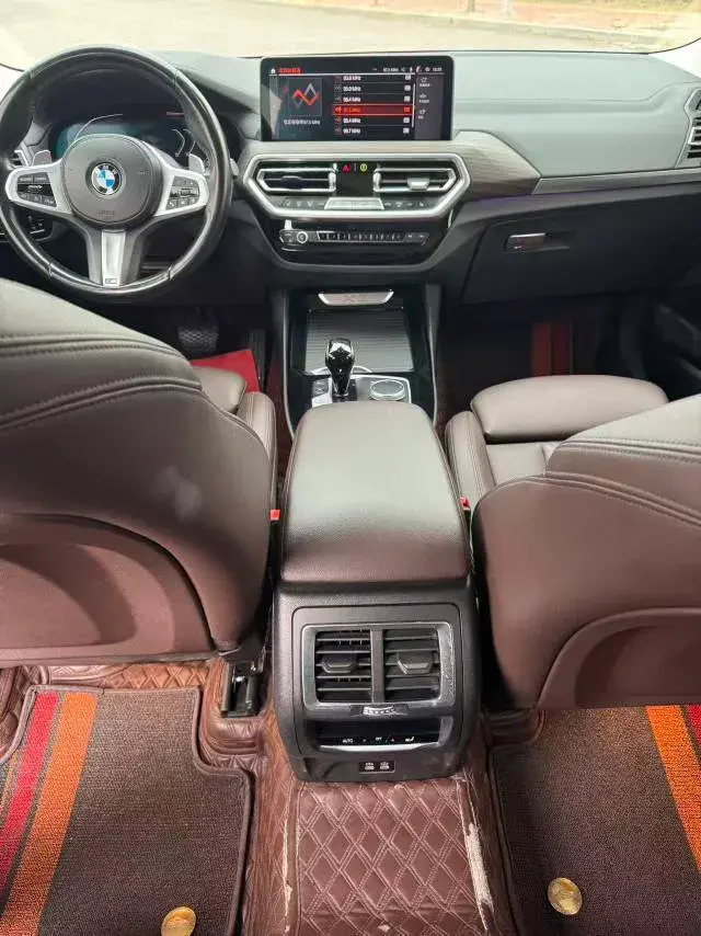 2022 BMW X3 thumbnail 4