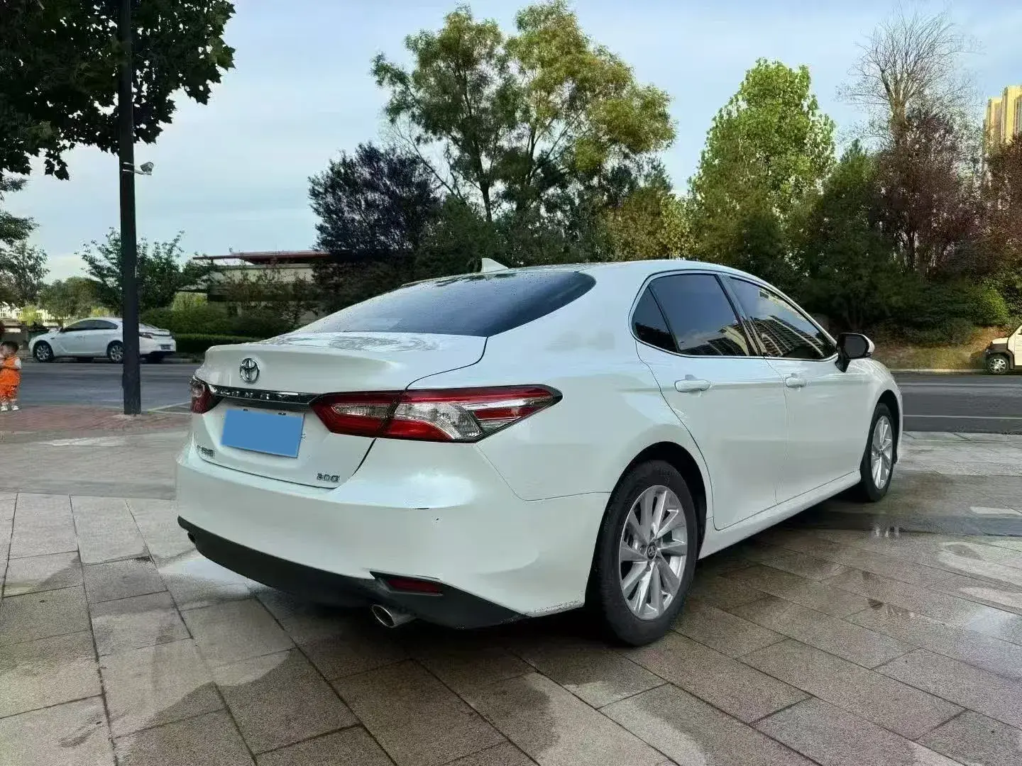 2023 TOYOTA CAMRY thumbnail 4