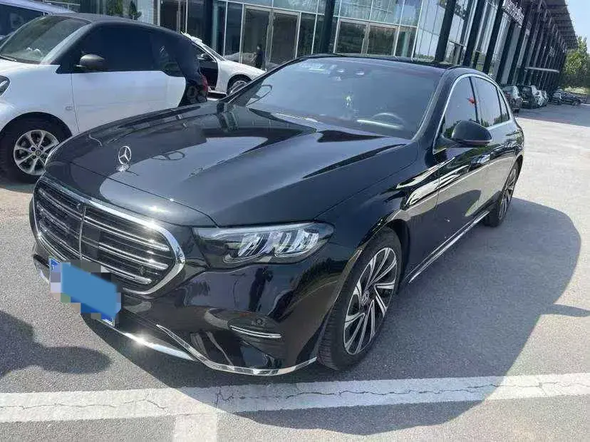 2025 MERCEDES-BENZ E view 1