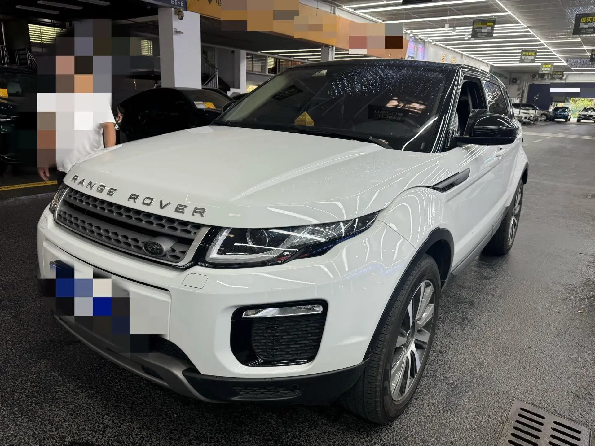 2018 LAND ROVER view 1