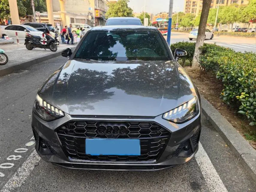 2024 AUDI A4L thumbnail 2