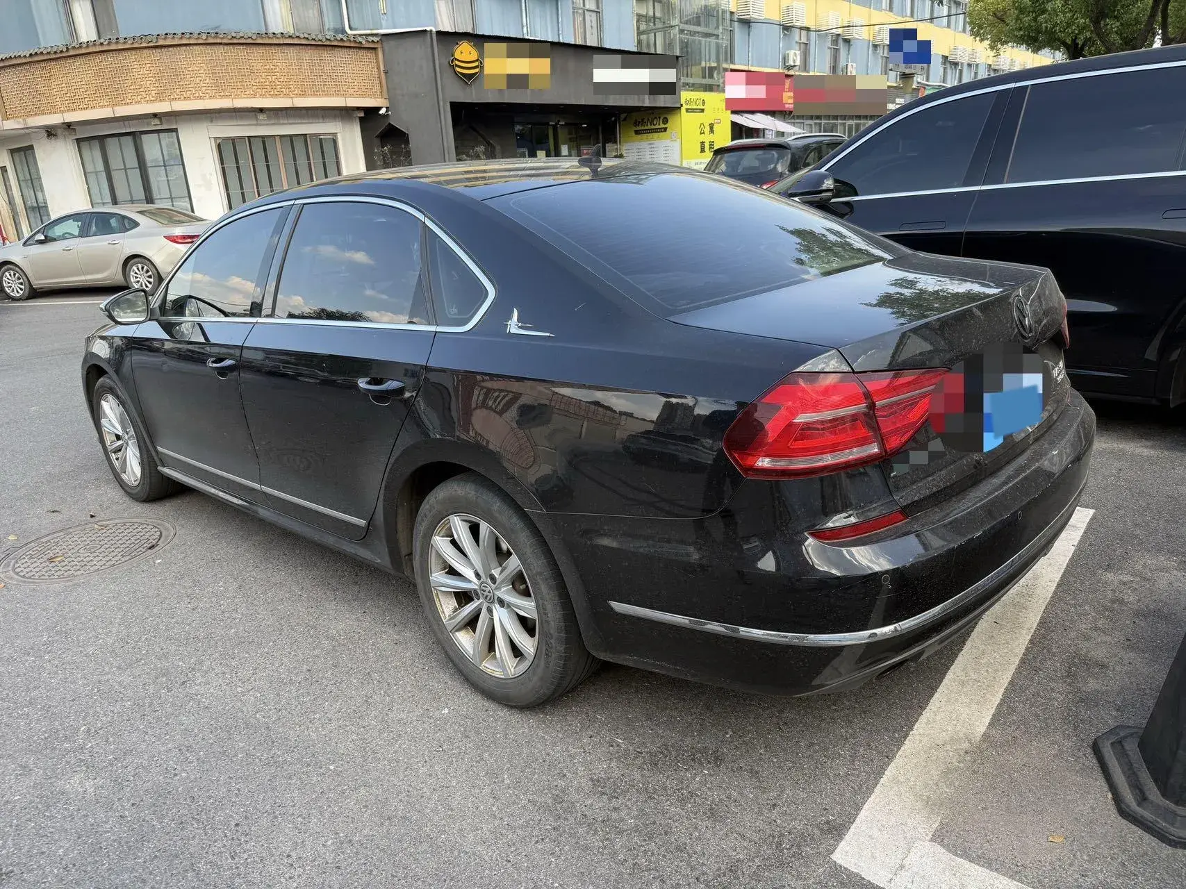 2017 VOLKSWAGEN PASSAT thumbnail 2