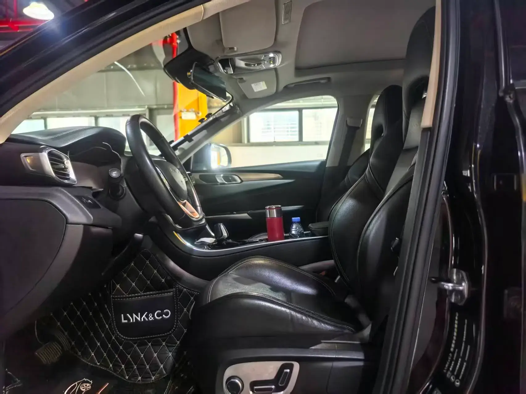 2018 LYNK&CO 01 thumbnail 2