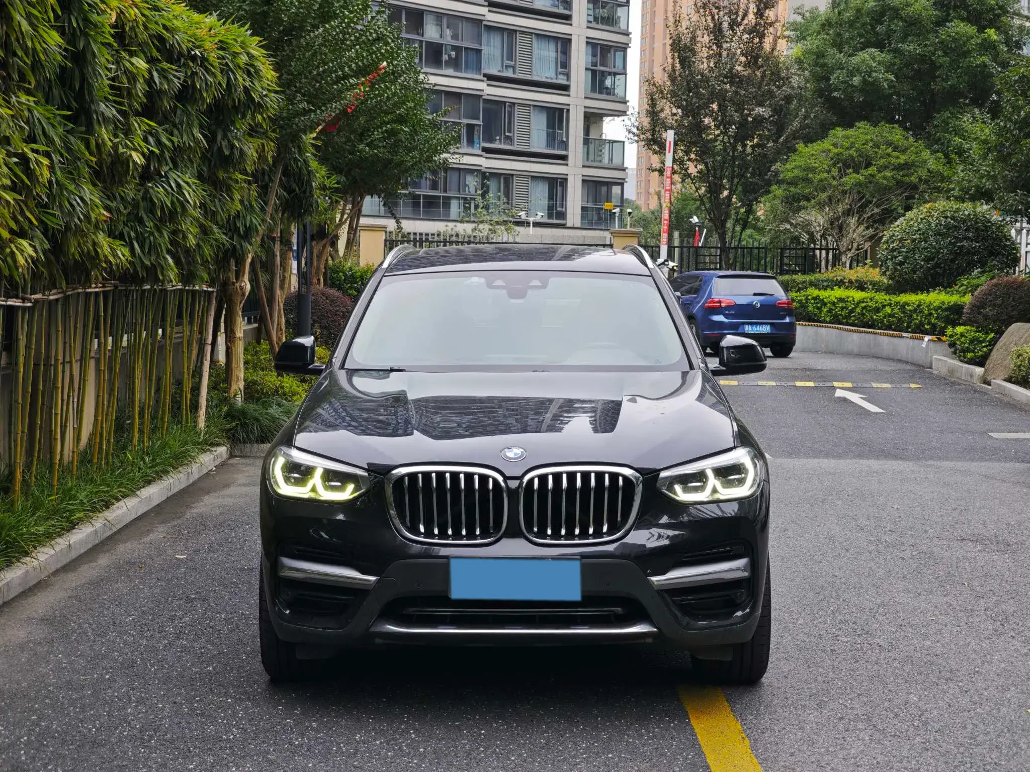 2020 BMW X3 thumbnail 2