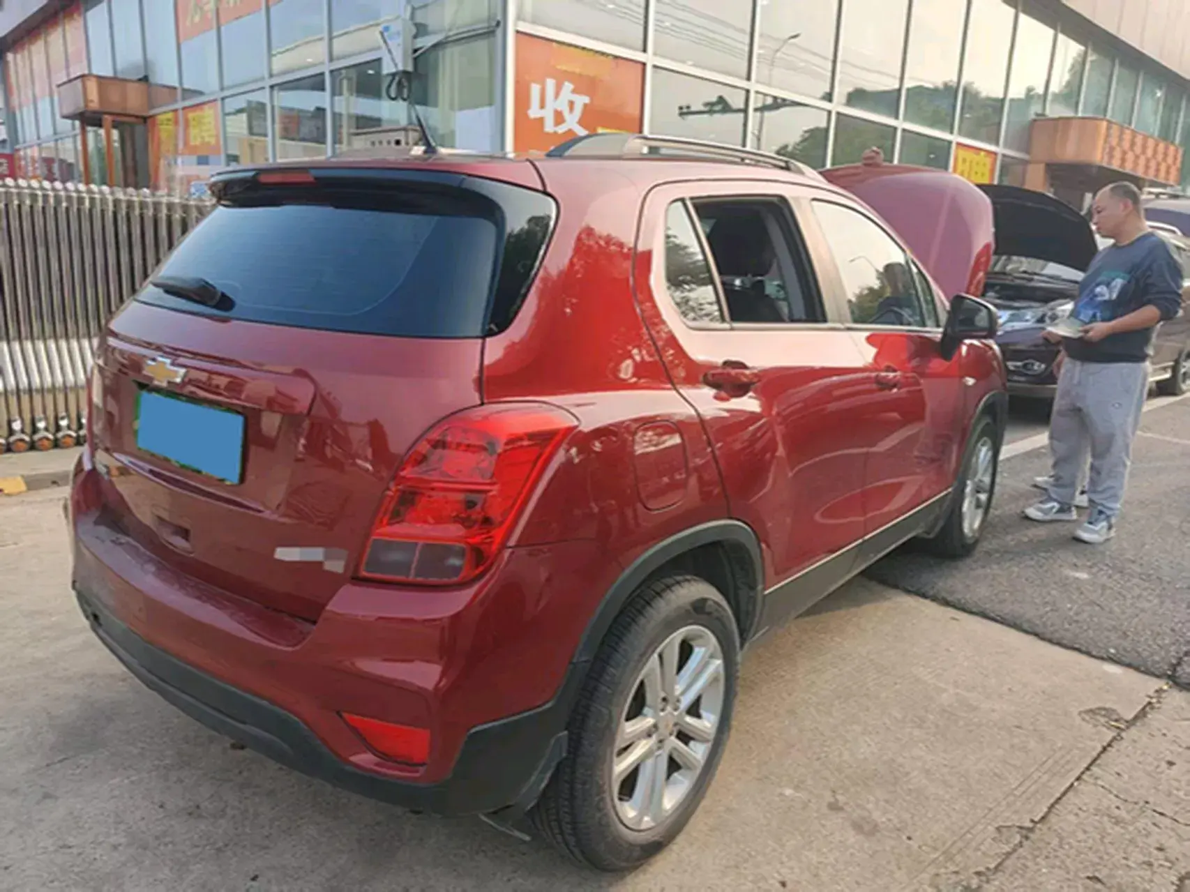 2018 CHEVROLET TRAX thumbnail 2