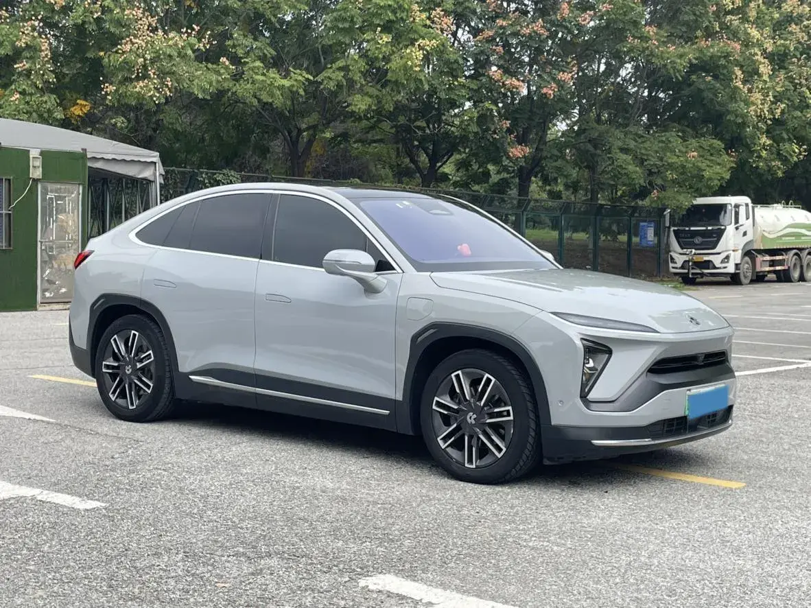 2020 NIO EC6 thumbnail 3